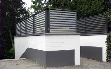Lamellenkonstruktion des Müllcontainers