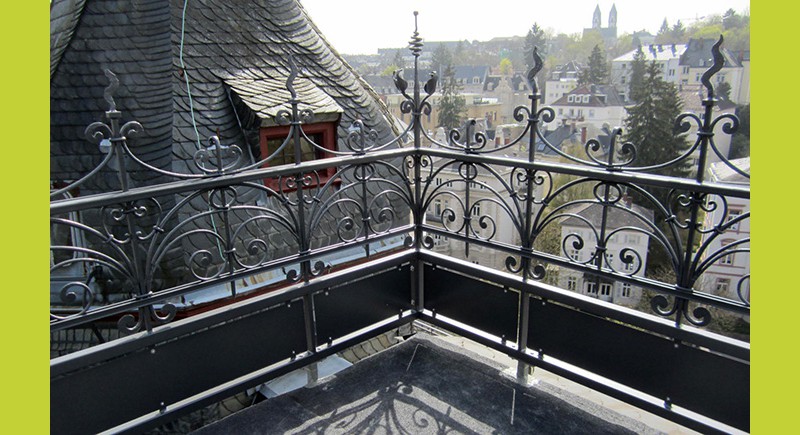 Historische Dachterrasse als Balkonien